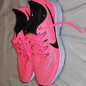 Nike pink running shoes